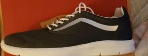 Vans (unisex) 10.5 men's/12 women's